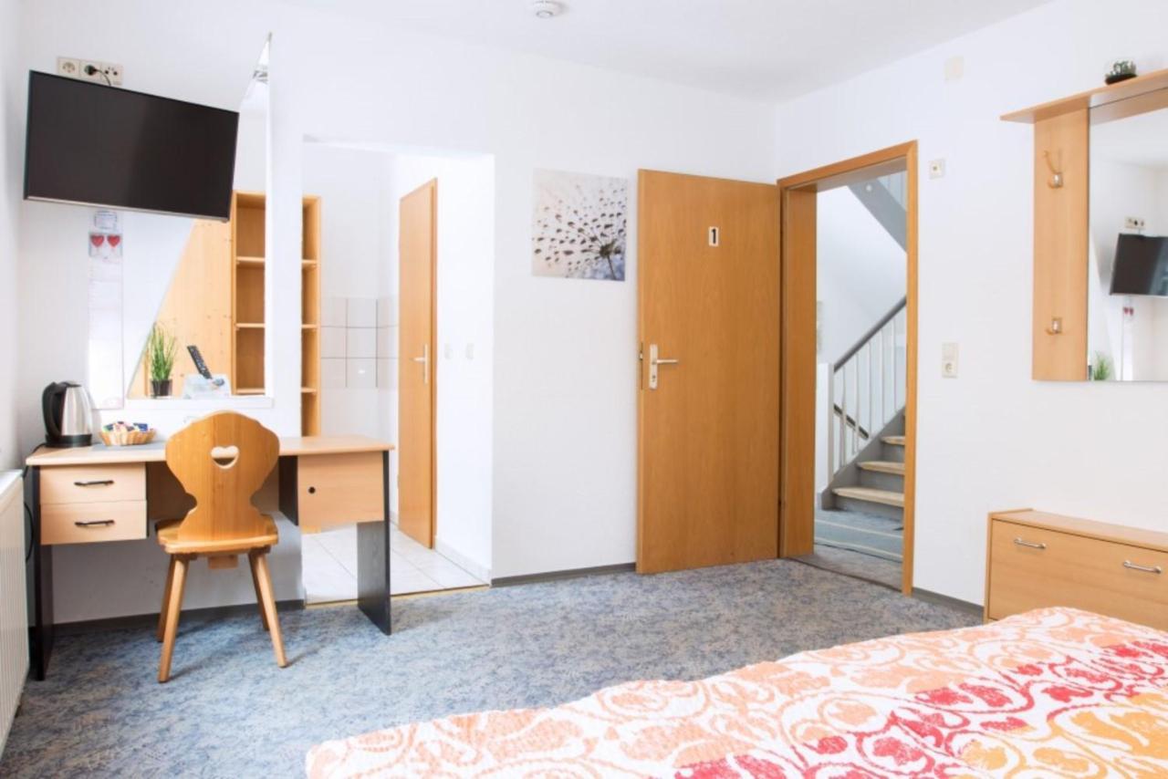 Hotel Alt Heidenheim Экстерьер фото